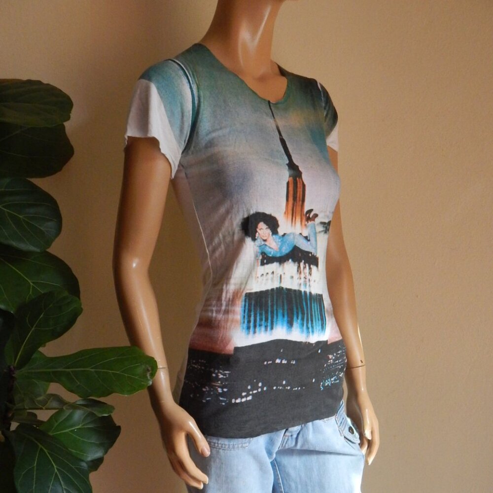 Diane Von Furstenberg Limited Edition Graphic T Shirt (only 500 made)